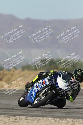 media/Oct-13-2025-Moto Forza (Mon) [[a66d839500]]/2-A Group/Session 3 (Turn 16)/